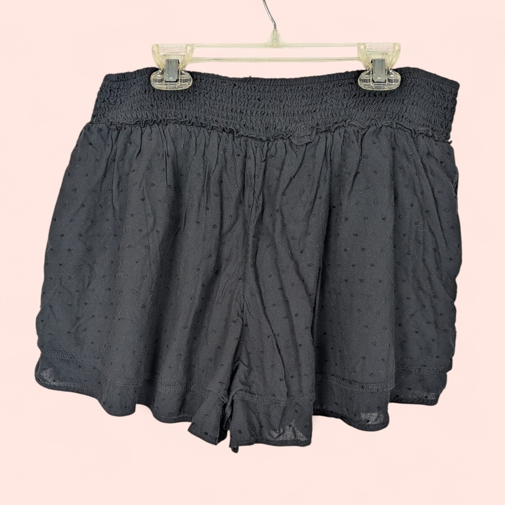 Hollister Women's Smocked-Waist High Rise Ruffle Skirty Short Black On Black Dot - Picture 3 of 6
